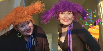 Teatteri ILMI Ö:n  tuparit ja ohjelma Kaapelitehtaalla
