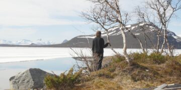 To Notice is to Remember -näytös