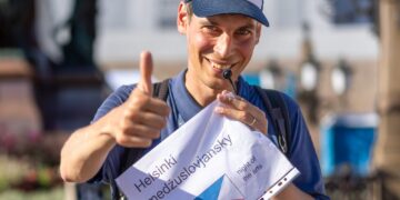 Helsinki-kävely välislaaviksi: Helsinki na medžuslovjanskom jezyku – turistična prohodka za vsih slovjanskojezyčnyh ljudi