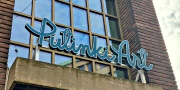 Bookmark workshop and live painting at Putinki Art Kaisaniemi