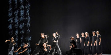 Cloud Gate Dance Theatre of Taiwan: 13 Tongues